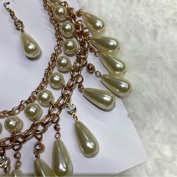 Ellen Tracy Pearl necklace set - Picture 5 of 5